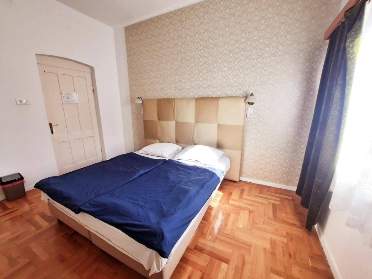 Central Room Balatonszarszo Exterior foto